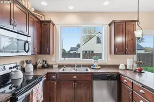 1010 Turtledove Loop, Lebanon, OR 97355 - Photo 15