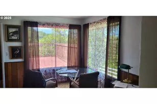 522 SE Hillside Dr, Roseburg, OR 97470 - Photo 13