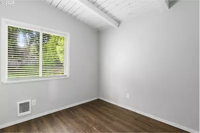 147 Mountain View Dr, Longview, WA 98632 - Photo 21