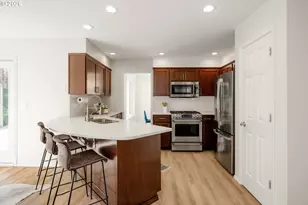 4811 SW Orchard Ln, Portland, OR 97219 - Photo 9