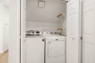 4811 SW Orchard Ln, Portland, OR 97219 - Photo 19