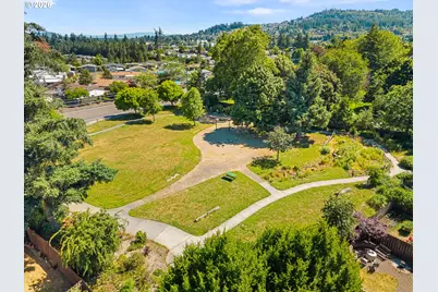 10626 SE 75th Ave, Milwaukie, OR 97222 - Photo 43