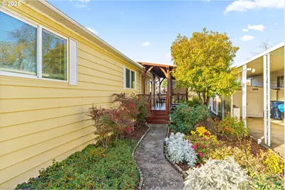 1800 Lakewood Ct #127, Eugene, OR 97402 - Photo 27