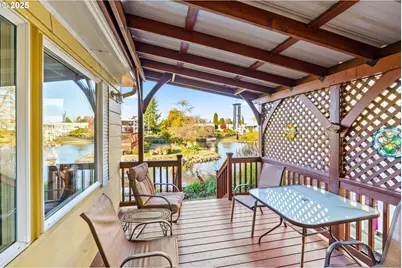 1800 Lakewood Ct #127, Eugene, OR 97402 - Photo 3