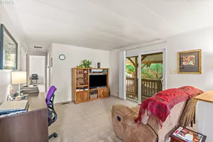 1800 Lakewood Ct, Eugene, OR 97402 - Photo 17