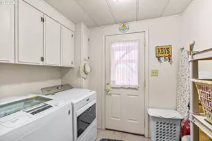 1800 Lakewood Ct, Eugene, OR 97402 - Photo 19