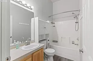 2138 Lynne Dr, North Bend, OR 97459 - Photo 25
