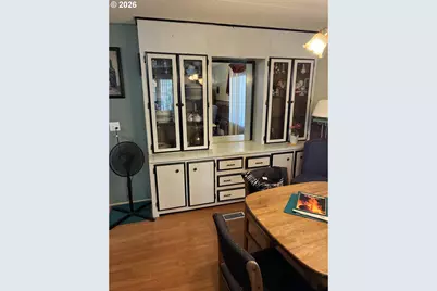 Sandy Blvd NE #15, Fairview, OR 97024 - Photo 5