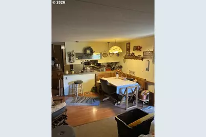 Sandy Blvd NE #15, Fairview, OR 97024 - Photo 7