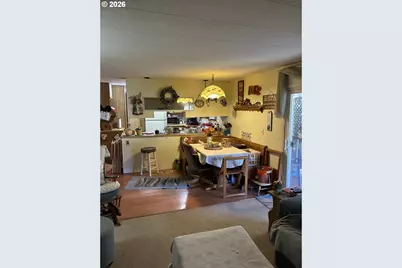 Sandy Blvd NE #15, Fairview, OR 97024 - Photo 7