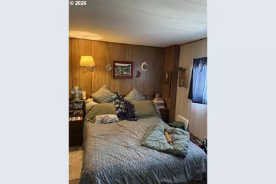 Sandy Blvd NE #15, Fairview, OR 97024 - Photo 9