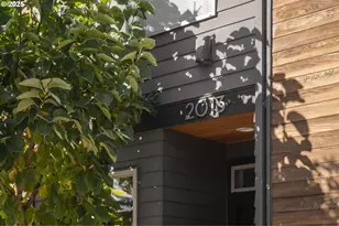 2013 SE Yamhill St, Portland, OR 97214 - Photo 3