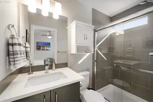 2013 SE Yamhill St, Portland, OR 97214 - Photo 19