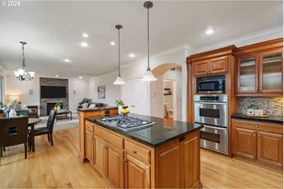 31286 SW Willamette Way W, Wilsonville, OR 97070 - Photo 15