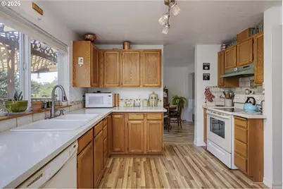 515 SE Palmer Ln, Dayton, OR 97114 - Photo 7