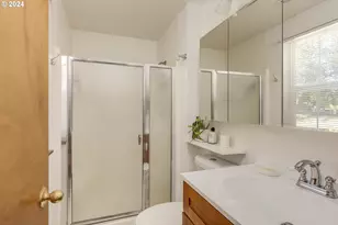 515 SE Palmer Ln, Dayton, OR 97114 - Photo 15