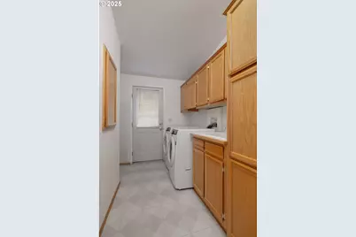 15728 Eastwind Ct, La Pine, OR 97739 - Photo 19