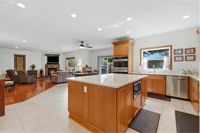 1616 SE 87th Ave, Portland, OR 97216 - Photo 21