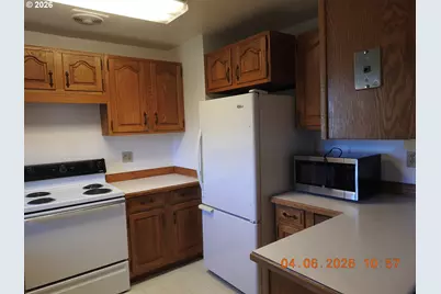 1415 Thompson Rd, Woodburn, OR 97071 - Photo 13
