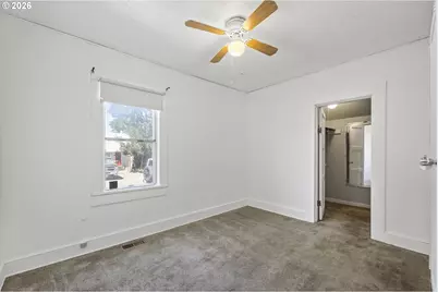 135 E Broadway St, Goldendale, WA 98620 - Photo 15