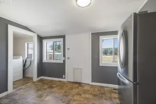 135 E Broadway St, Goldendale, WA 98620 - Photo 11