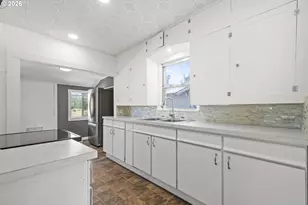 135 E Broadway St, Goldendale, WA 98620 - Photo 9