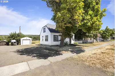 135 E Broadway St, Goldendale, WA 98620 - Photo 25