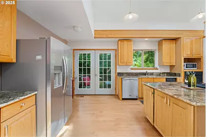 88600 Trout Pond Ln, Bandon, OR 97411 - Photo 13