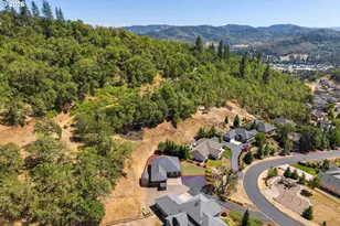 1795 NE Rocky Dr, Roseburg, OR 97470 - Photo 33