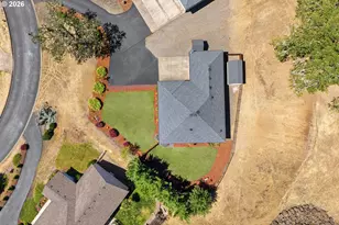 1795 NE Rocky Dr, Roseburg, OR 97470 - Photo 41