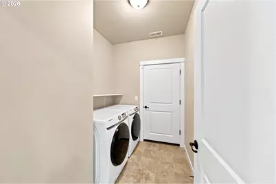 1795 NE Rocky Dr, Roseburg, OR 97470 - Photo 29