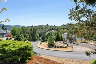 1795 NE Rocky Dr, Roseburg, OR 97470 - Photo 45