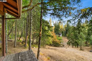 29051 Fox Hollow Rd, Eugene, OR 97405 - Photo 29