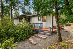 29051 Fox Hollow Rd, Eugene, OR 97405 - Photo 3