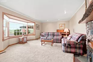 34361 SW Riverside Dr, Albany, OR 97321 - Photo 3