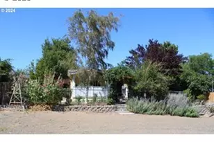 707 Harrison St, Wasco, OR 97065 - Photo 13