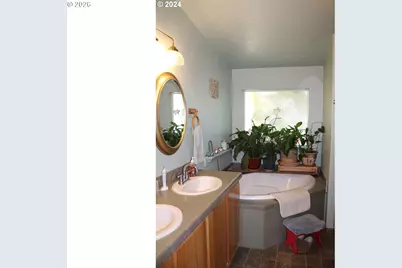 707 Harrison St, Wasco, OR 97065 - Photo 9