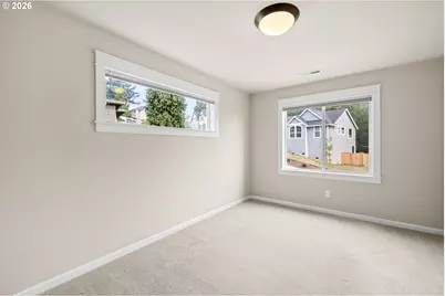 8125 SE 145th Ct, Portland, OR 97236 - Photo 31