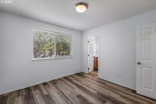 11421 Burlwood Dr, La Pine, OR 97739 - Photo 9