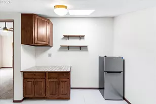 13215 SW 31st St, Beaverton, OR 97008 - Photo 35