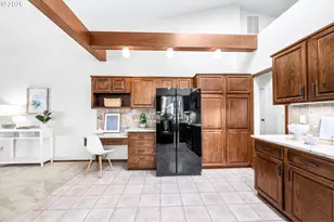 13215 SW 31st St, Beaverton, OR 97008 - Photo 15