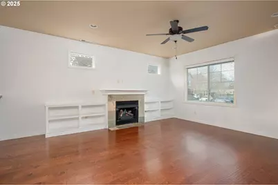 17550 SW Vanguard Ln, Beaverton, OR 97007 - Photo 9