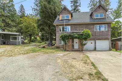 591 Mill St, Canyonville, OR 97417 - Photo 3