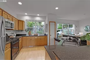 10774 SW Adele Dr, Portland, OR 97225 - Photo 11