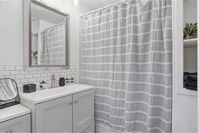 10011 NW 27th Ave, Vancouver, WA 98685 - Photo 17