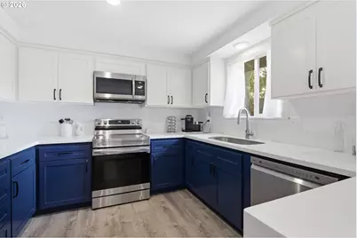 10011 NW 27th Ave, Vancouver, WA 98685 - Photo 7