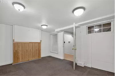 2275 Center St NE, Salem, OR 97301 - Photo 23