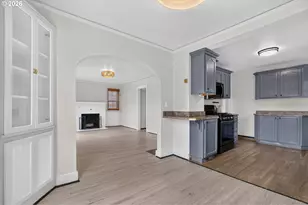 2275 Center St NE, Salem, OR 97301 - Photo 7