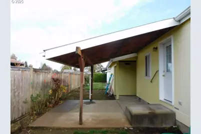 145 River Rd, Junction City, OR 97448 - Photo 9