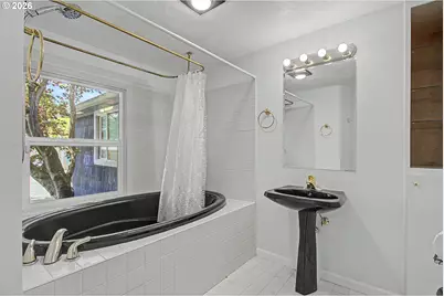 17109 SE Evergreen Hwy, Vancouver, WA 98683 - Photo 23